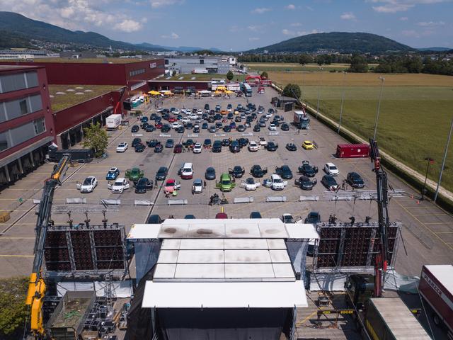 「音乐节」你会参加汽车音乐节吗?这可能是今夏音乐节流行的新形式