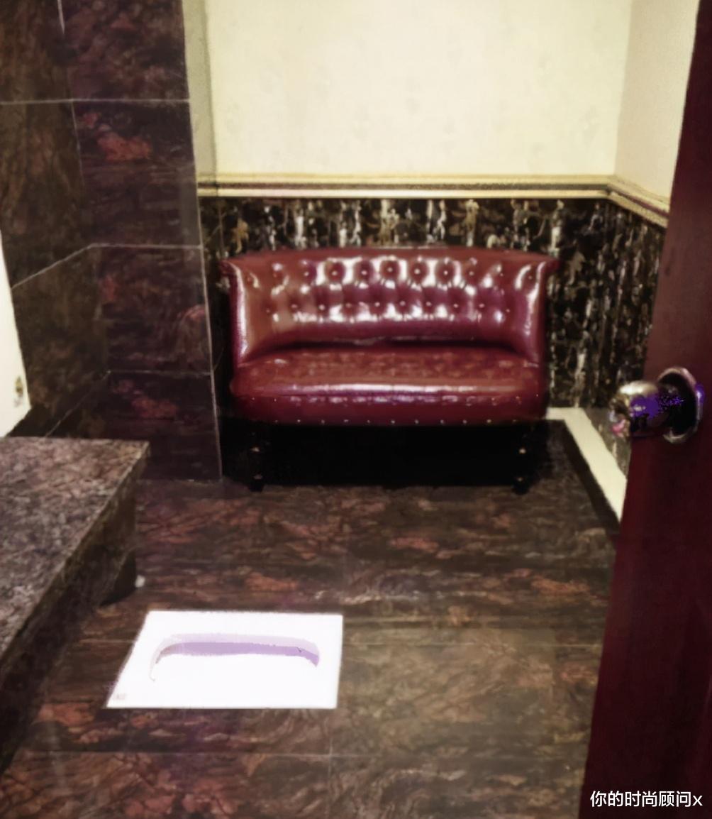 ktv|“KTV的厕所装这样的沙发是什么意思？”真让人难以理解啊