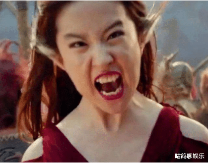 「Angelababy」同样是愤怒的戏:杨颖靠瞪眼,热巴靠咬牙,而她一个眼神就够了