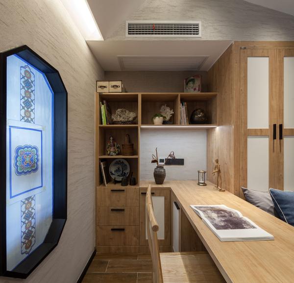 58岁的穷大叔，将47㎡危房，改造成江南豪宅，完工后，让人羡慕