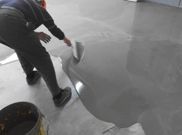 |为什么越来越多人家里装自流平地面？听完老师傅分析，我恍然大悟