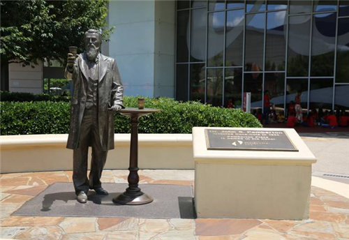 可口可乐|美国巨头饮料,每天在中国售出2万瓶,成分是一种禁止流通的毒品