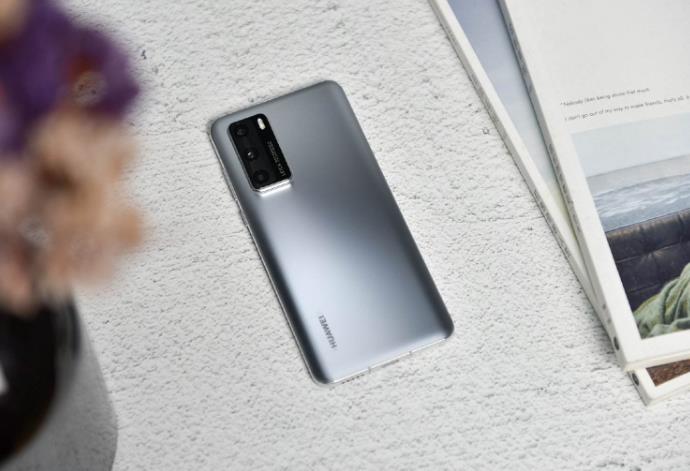 华为@华为新系统即将登场，流畅度堪比苹果iOS，49款机型率先升级