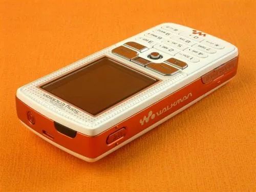 索爱|这个快被干掉的手机，今天杀回来了