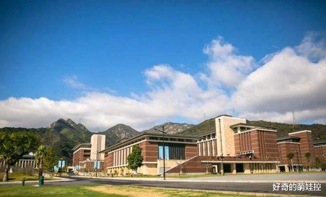 东北财经大学|今年“最惨”的4所大学，3轮志愿征集都没人报，而且都是一本