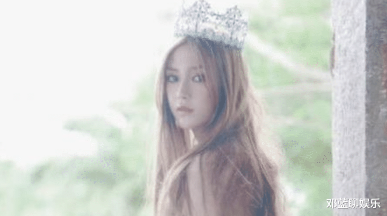 李晨|李晨住四合院，baby住城堡，邓超住小区，跑男只有他还在租房子住