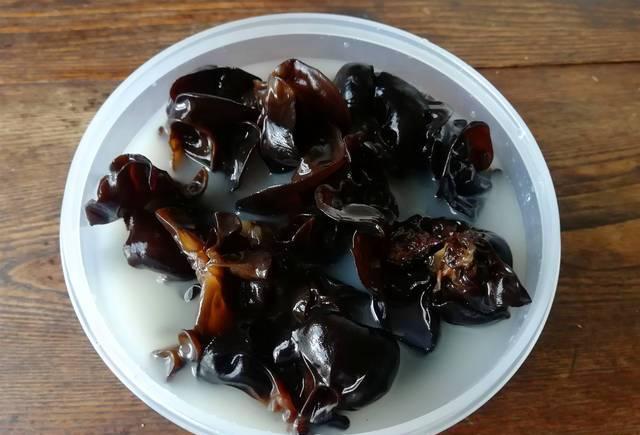 肝癌|肝癌患者越来越多？酒不是主要因素，这3种常见食物，更要警惕