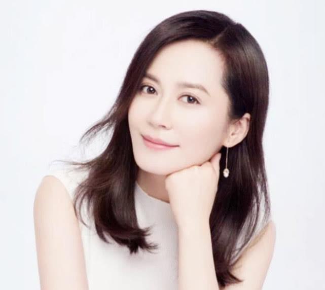 「美容养颜」人到中年，常吃3种蔬果，能降气排毒，美容养颜，气色也好！