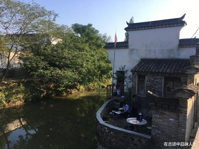 #古镇#一座走向衰落的千年古镇，曾经堪比乌镇繁华，现在却如老去的江南