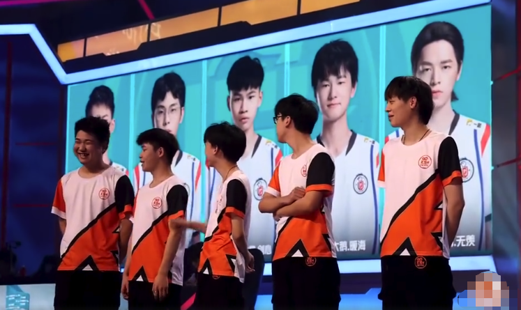 kpl|KPL最离谱战队诞生！15连败，队员输了还笑，这是职业选手？