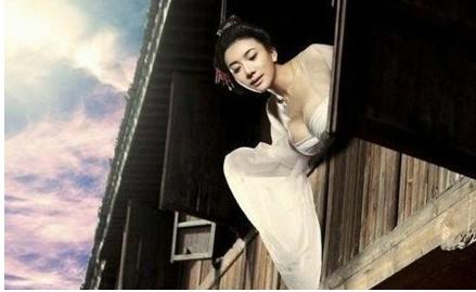 潘金莲：\36D潘金莲\私生活曝光, 一嫁侏儒二嫁巨人, “原味”内裤拍卖18万