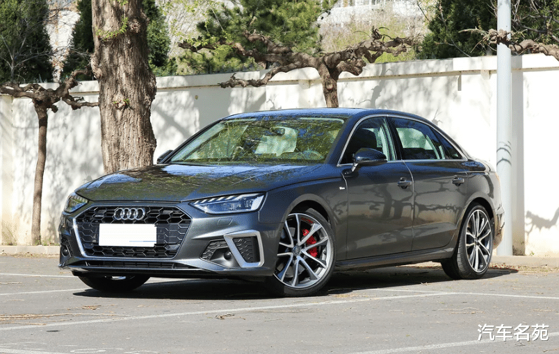 丰田凯美瑞▲官宣！中型轿车“保值率”最新排行榜：凯美瑞丢冠，天籁力压迈腾！