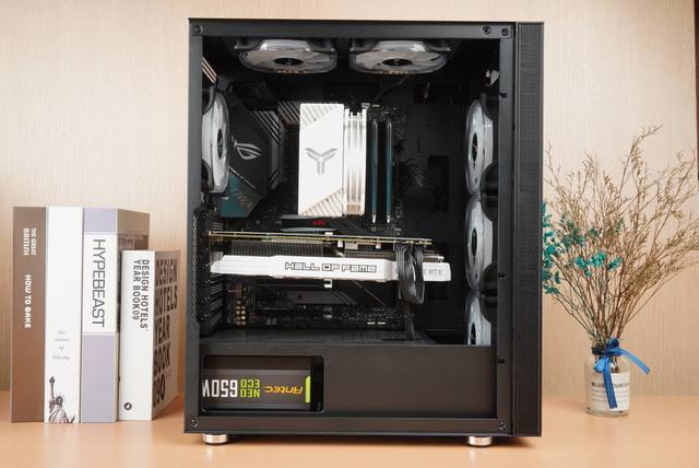 机箱|考试顺利，安心过暑假，装台熊猫配色电脑庆祝下