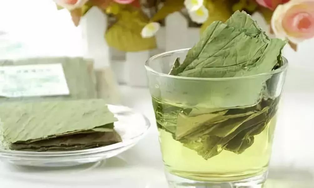 水果@湿气过重，可以多吃这些食物，这些水果不宜多吃