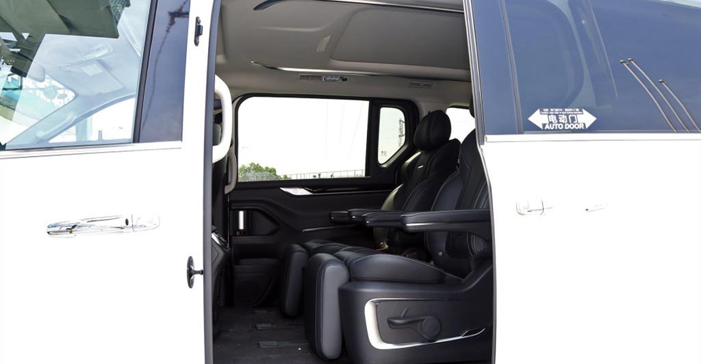 #别克GL8#不容小觑的国产MPV，双侧电动门，四轮独悬比GL8稳，车内静如高铁