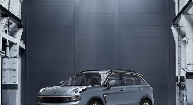 #领克03#当红旗H9和奥迪A6停一起，网友：终于知道凤凰和野鸡的区别了