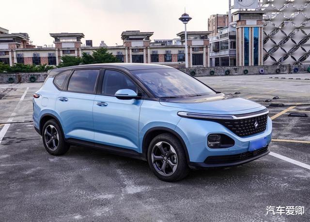 宝骏|10w左右,4款大空间的车,一款35天订单破3w,有一款还被央视表扬