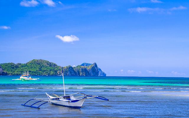 双鱼座|得失看淡，一切随缘的三大星座。做人随遇而安，却能够乐于助人