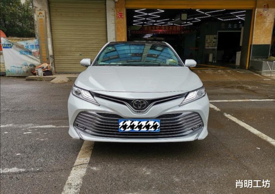 「丰田凯美瑞」凯美瑞和帕萨特差距有大多，修车师傅：开五年之后差距显而易见