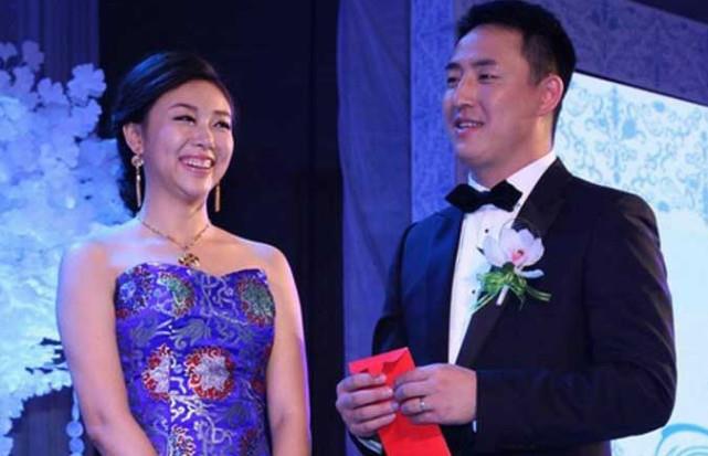 濮存昕|濮存昕34岁女儿近照，没想到是她，难怪从不提及