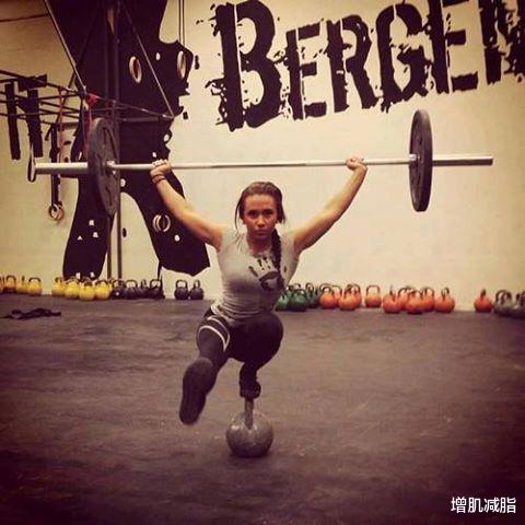 「燃脂」减肥瓶颈期的人,牢记4个方法,让身体继续分解脂肪