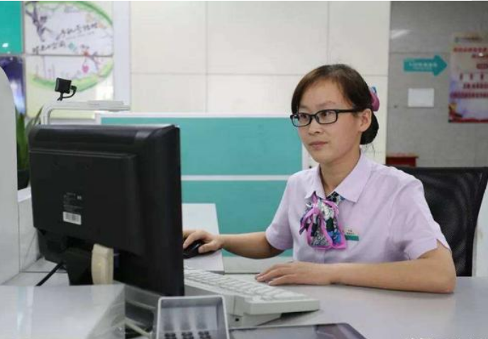 银行|银行员工透露,只要在银行存够“这个数”,相当于每月4000元工资