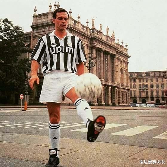 意甲■真正的诸神之战！1989/90赛季意甲射手榜，前10坐拥5个金球