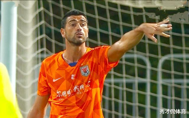 李霄鹏|鲁能输球还有坏消息,金敬道伤情比较麻烦,李霄鹏解释换下佩莱