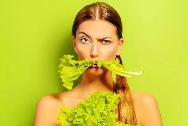 「绿茶」脂肪最害怕的7种食物，抑制脂肪堆积，促进脂肪消耗，多吃多瘦！