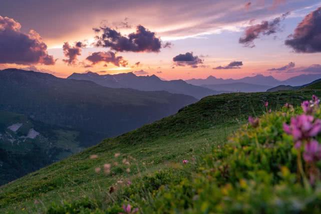 「运势」从5月底起，运势上上签，3生肖霉运一扫而光，四面八方来财！