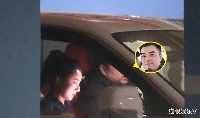 「薇娅」老公开600万豪车接\带货女王\薇娅下班，返回千万豪宅甜蜜十足