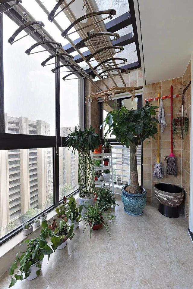 @看看别人家吧，封闭式阳台设计的好看又实用