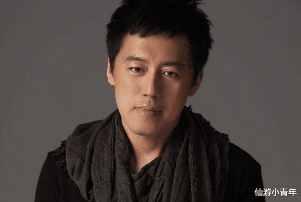 |他被称为苦情歌王子,出道至今口碑都特别稳定,早已成为人生赢家