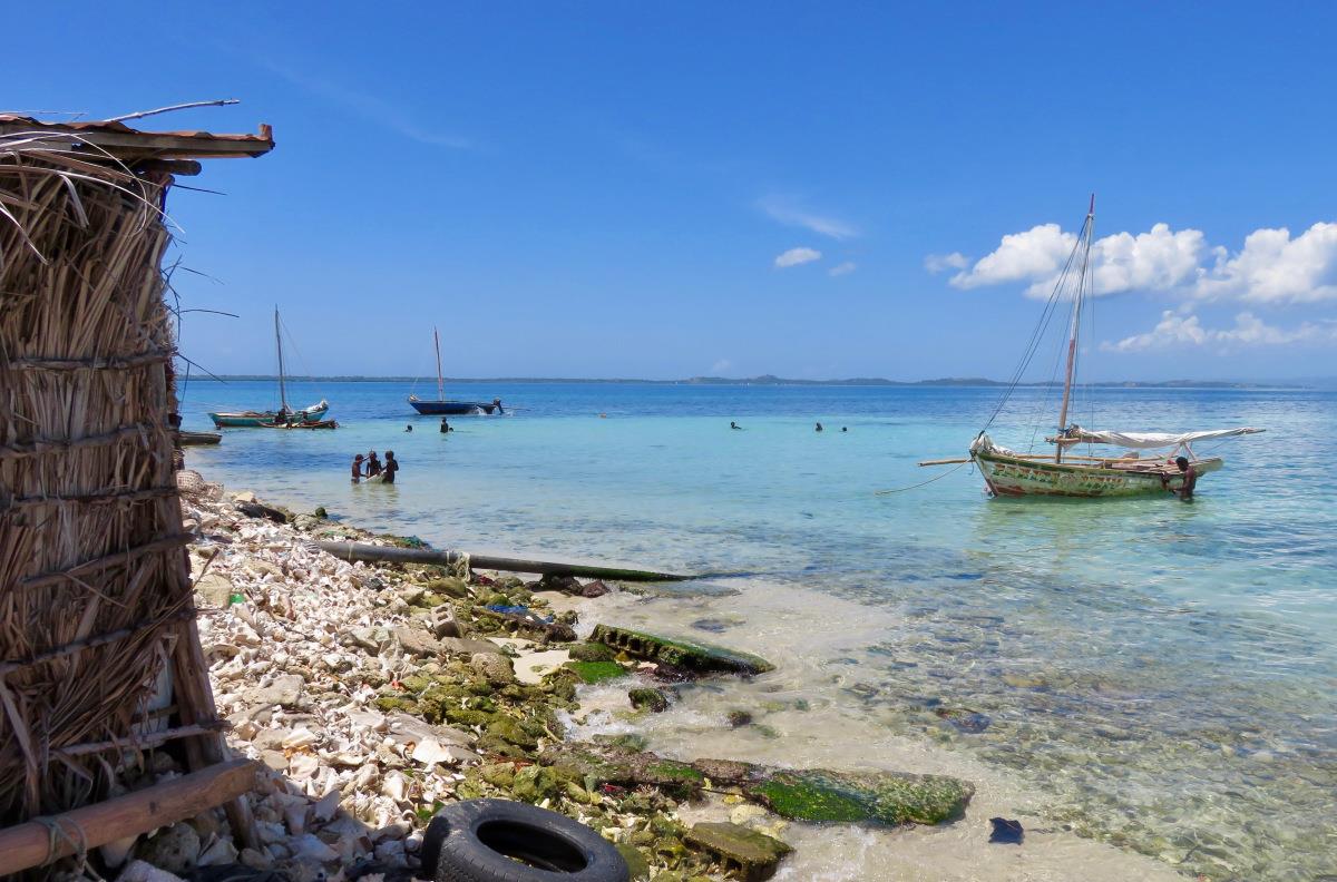 「海岛」0.004平方公里的小岛：没水没电却塞下97栋房子，生活着500人