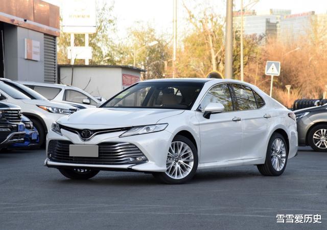 丰田凯美瑞@低配不买亚洲龙，高配不买凯美瑞！同样预算大师教你如何挑车