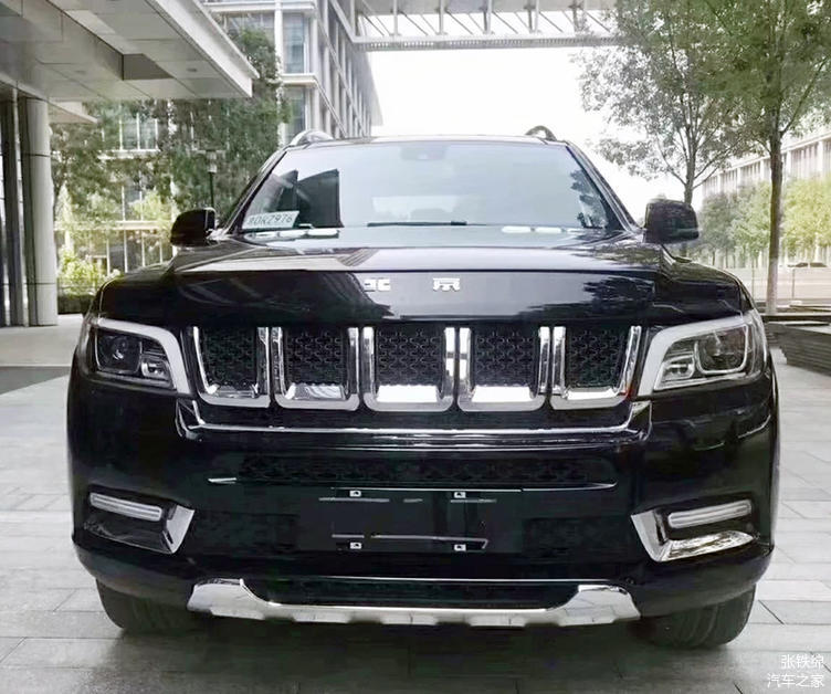 「国产车」又一款国产车冲击豪车失败，降价过半也无人要，库存成灾