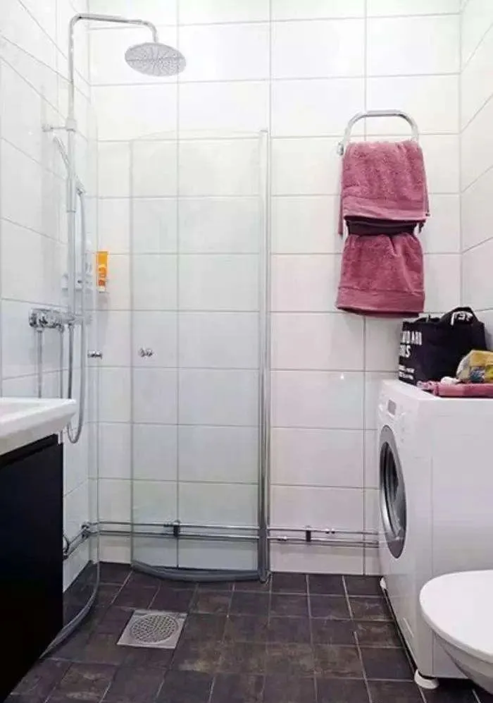 |卫生间不用浴帘，该如何做干湿分离？推荐这四种方案！