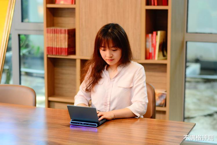 游戏本|国产迷你游戏本壹号本评测：虽不完美，但值得评分90+