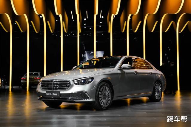 奔驰E级|新款奔驰E级上市，5系昨晚睡得好吗？