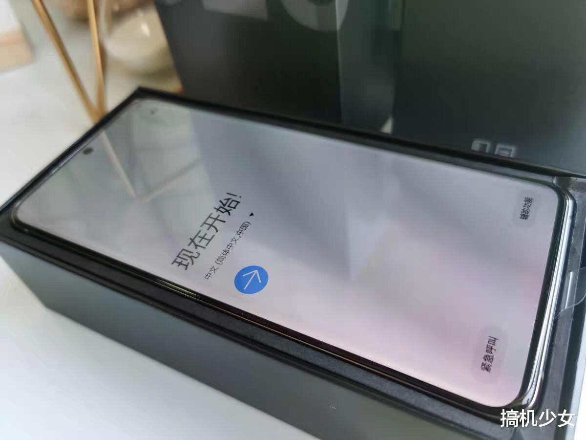 三星|顶级三星大跳水，256GB+五千电池+120Hz，发布八个月降价1900元