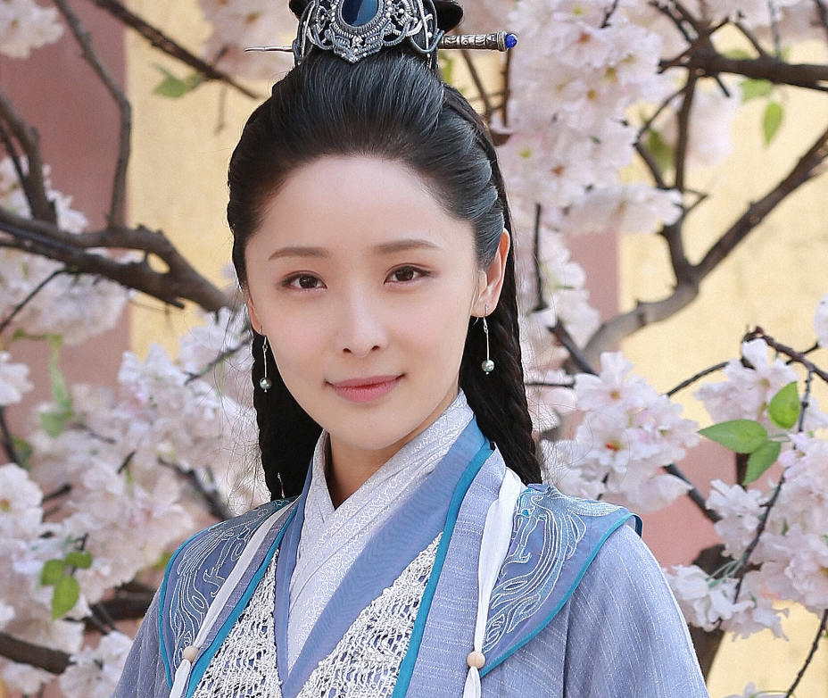 「李曼」《秋蝉》之后,李曼古装新剧即将上线,搭档男主不输任嘉伦?