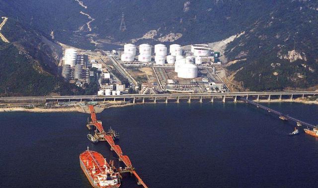 越南|“油耗子”付出代价!越南偷采中国大量石油,如今一夜损失70亿