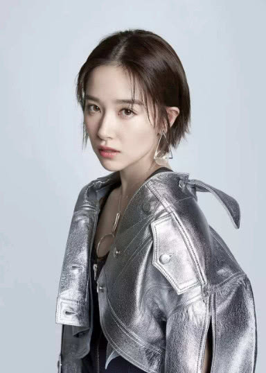 鹿晗@拥有特殊姓氏的六位明星，鹿晗鞠婧祎上榜，最后一位所有人都敬重！