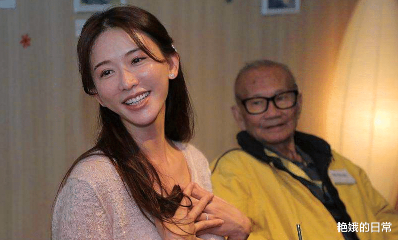 林志玲|林志玲不愧是“日本太太”，穿上“女仆装”，肉果然都长在该长的地方！