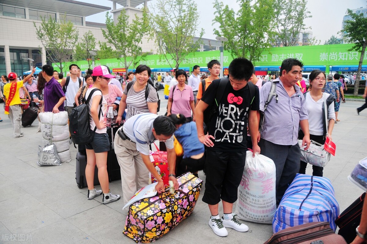 |大学新生，开学是否带被褥，不要被这些“想法”跑偏，父母需注意