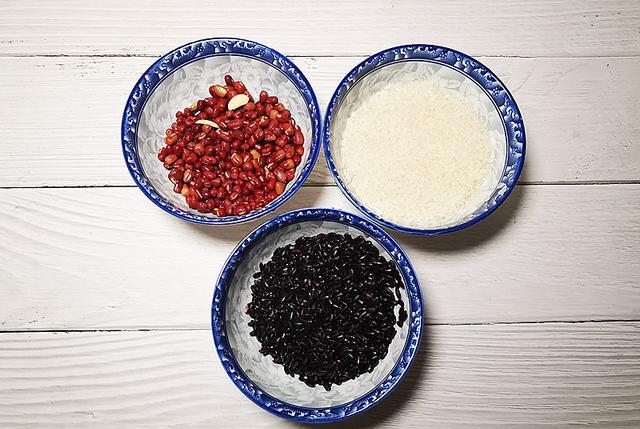 立冬|明日立冬，别忘了喝这暖身粥，黑白红3种食材搭配，补全营养过冬