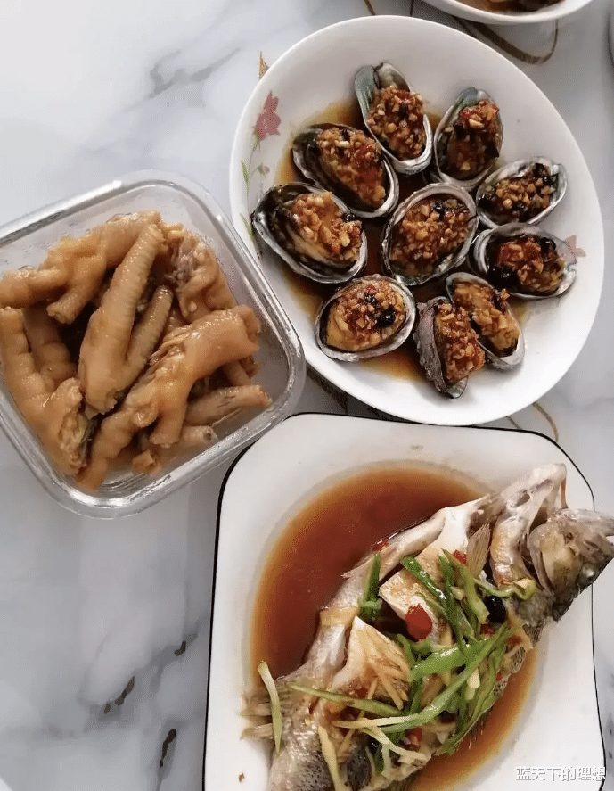 鲍鱼|“入秋的奶茶到底是什么意思？哈哈..难道真的是单身久了？”