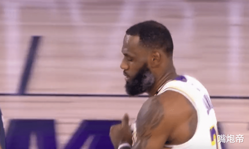 勒布朗·詹姆斯|詹皇7分半0进球被换下,胡子花白真老了,再不复赛第4冠彻底没戏了