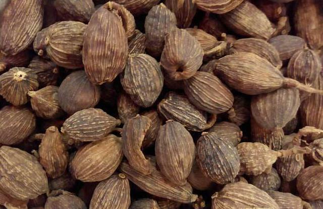 |卤肉不香只会放添加剂?错,三种香料,卤肉又香又入骨