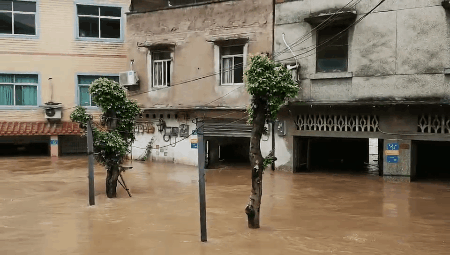 江津▲超1998年洪水水位！江津打响人民防汛战！